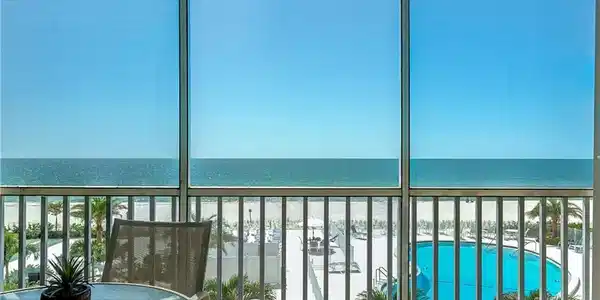 3443 Gulf Shore BLVD N