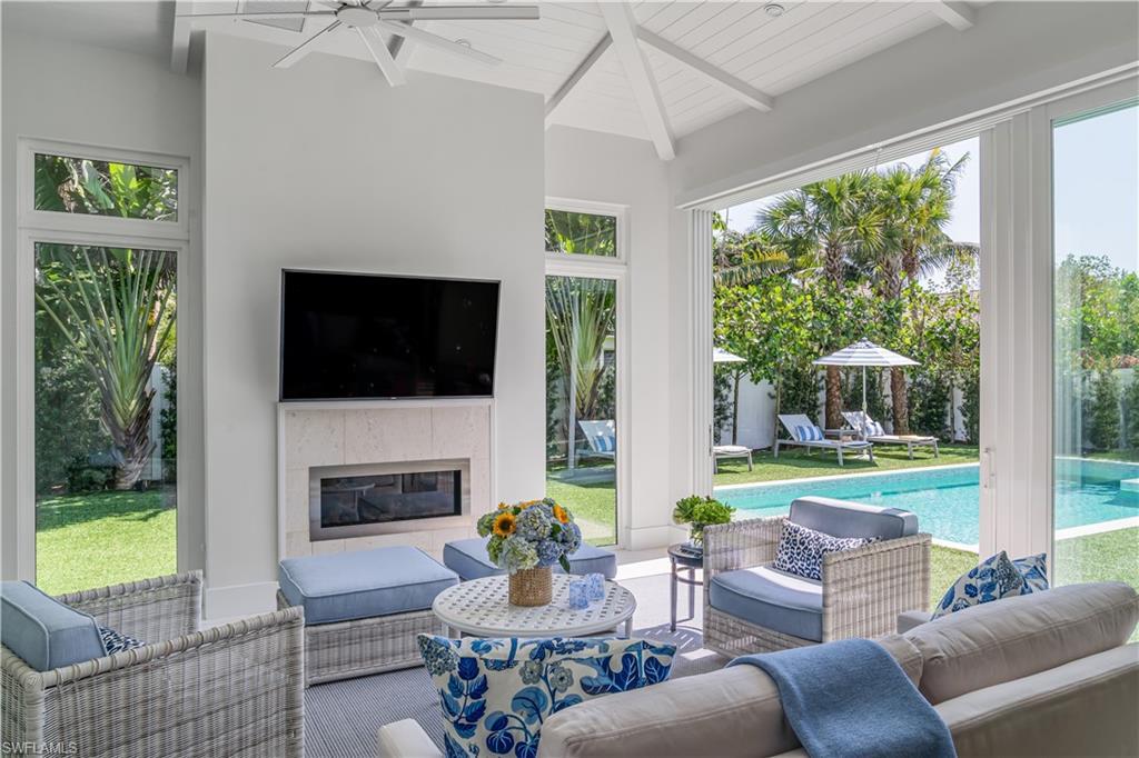 Image 2: Sunroom with plenty of natural light