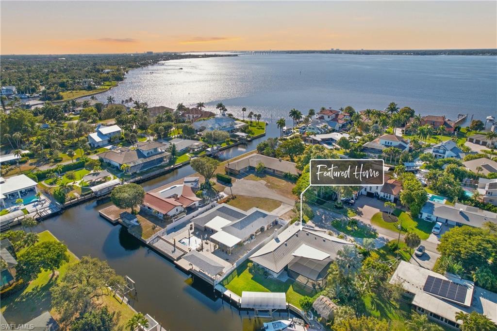 Image 3: Quick boating access to the River