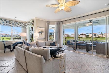 11028 Harbour Yacht CT