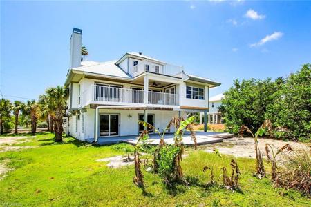 588 Hideaway CT
