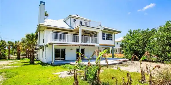 588 Hideaway CT
