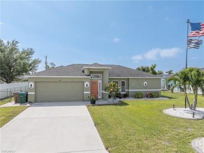 222 SW 38th TER