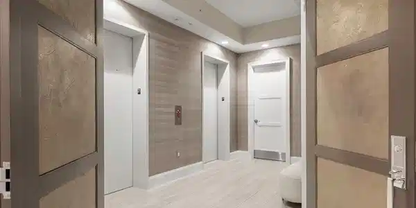 Image 4: Private Elevator Lobby
