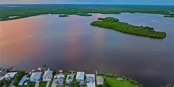 107 Bayshore WAY