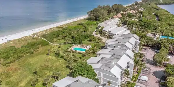 2315 BEACH VILLAS