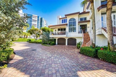 4717 Villa Mare LN