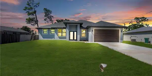 906 Bayard TER