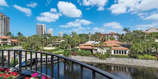 6710 Pelican Bay BLVD