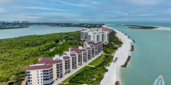 6000 Royal Marco WAY