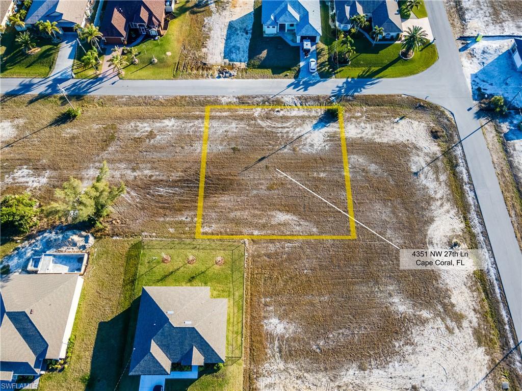 Image 3: Drone / aerial view