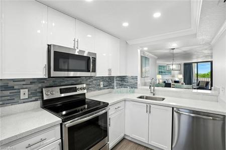 440 Seaview CT