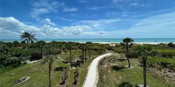 497 E Gulf DR