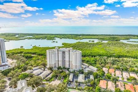 1001 Arbor Lake DR