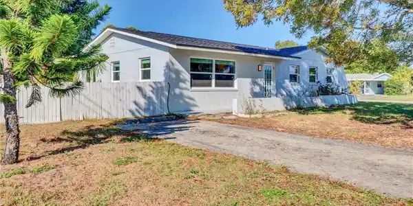 853 Java Plum AVE