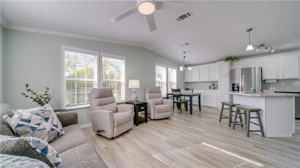 Image 1: Open Floorplan, Great Room
