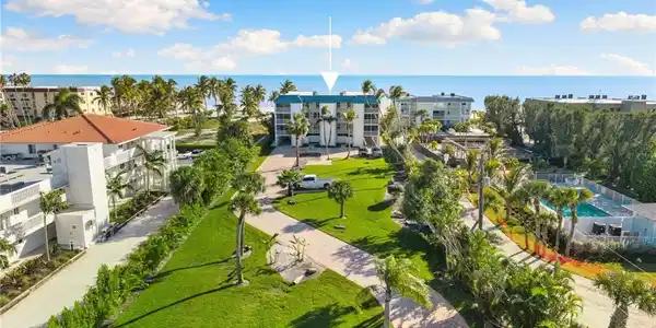 3049 W Gulf DR