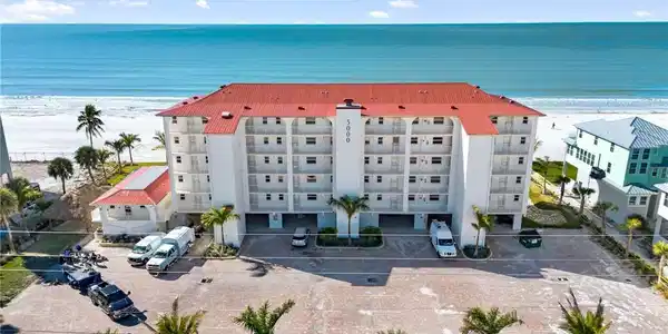 5000 Estero BLVD