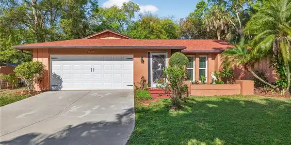 17411 Williamsburg DR