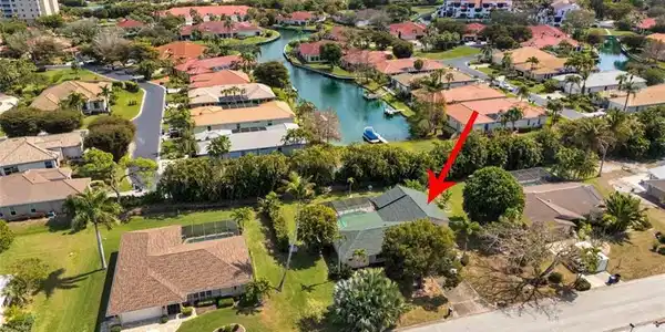 14922 Bonaire CIR