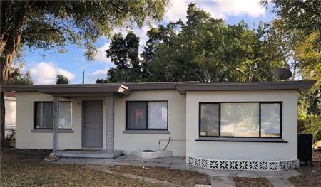 1708 Sunset PL