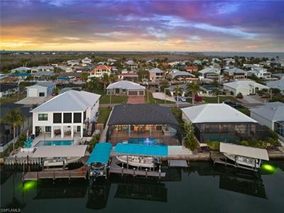 2419 Carambola LN
