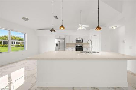 605 SE 23rd AVE