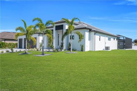 3414 NW 1st TER