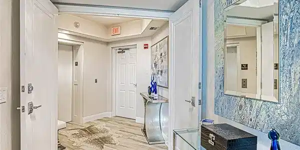 Image 3: Upgraded double doors