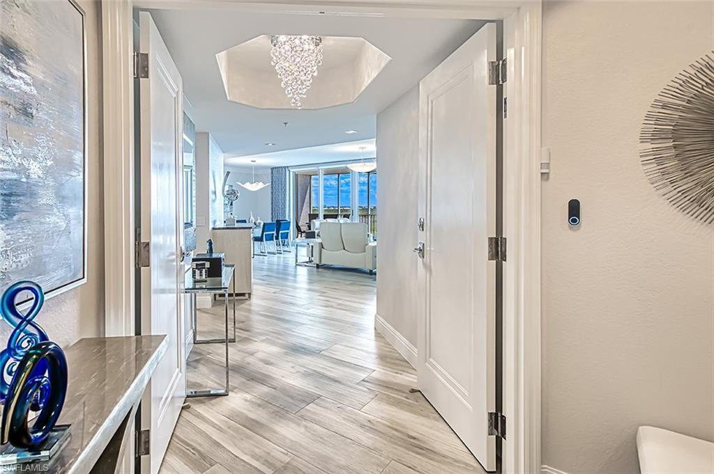 Image 4: Private elevator foyer leads into condo