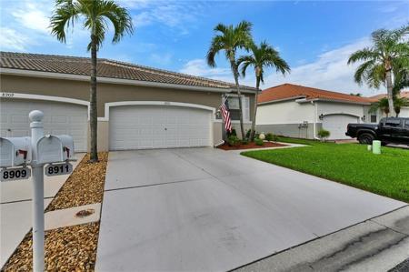 8911 Cranes Nest CT