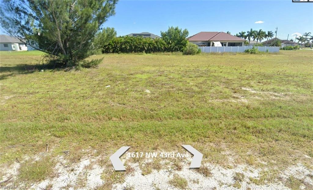 Image 1: Frontal View of Homesite