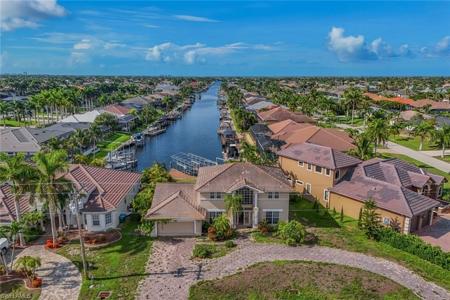 2502 Cape Coral PKWY W
