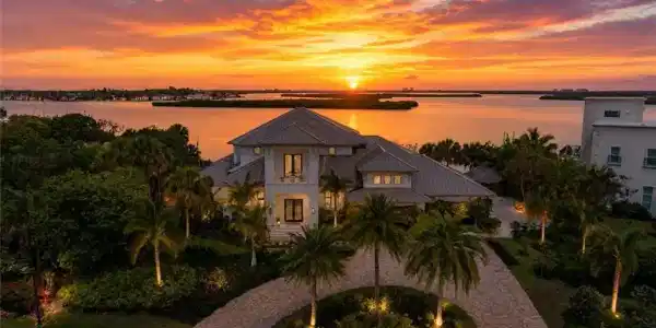 1247 Blue Hill Creek DR