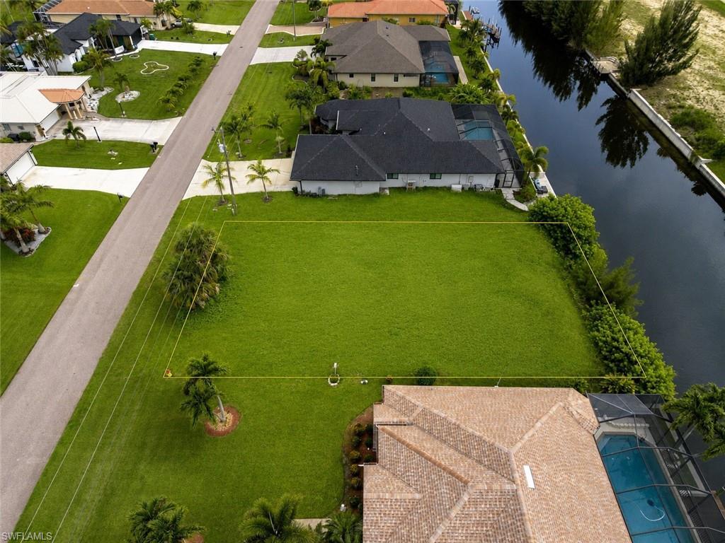 Image 3: AI enhanced photo. This is not how the property looks in person!