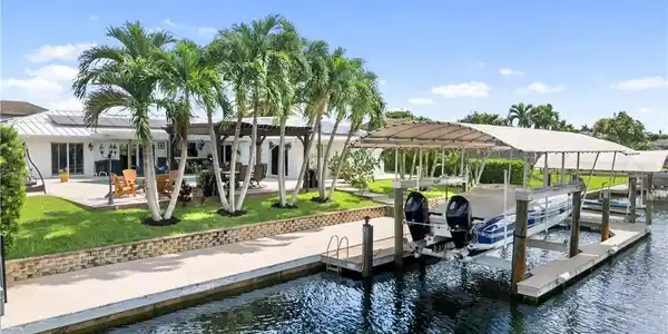 980 Bal Isle DR