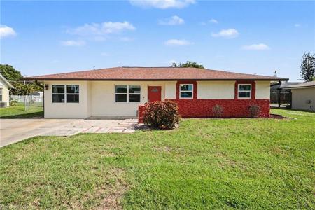 5411 Loyola LN