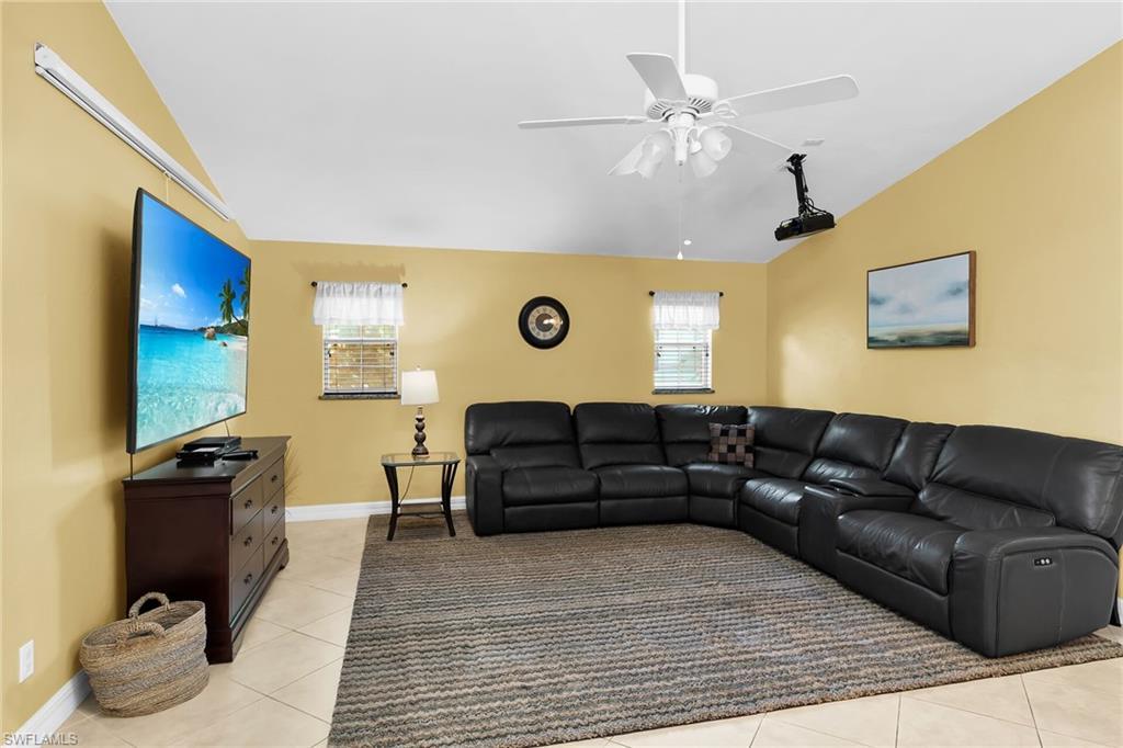 Image 4: Living Space #1...Movie or Game Time!