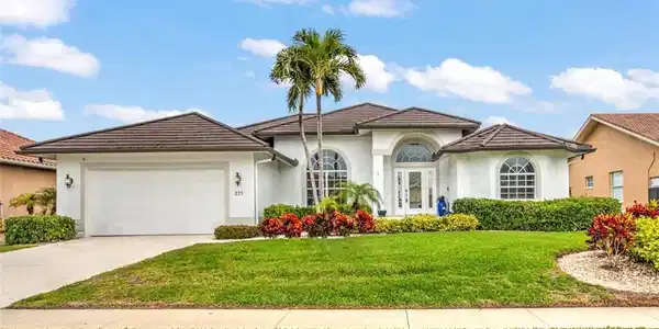 371 Capistrano CT