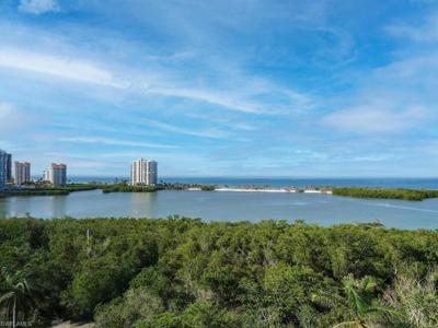 5555 Heron Point DR