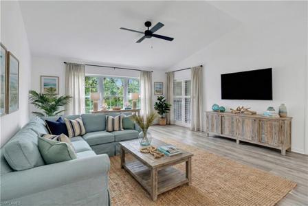 5895 Chanteclair DR