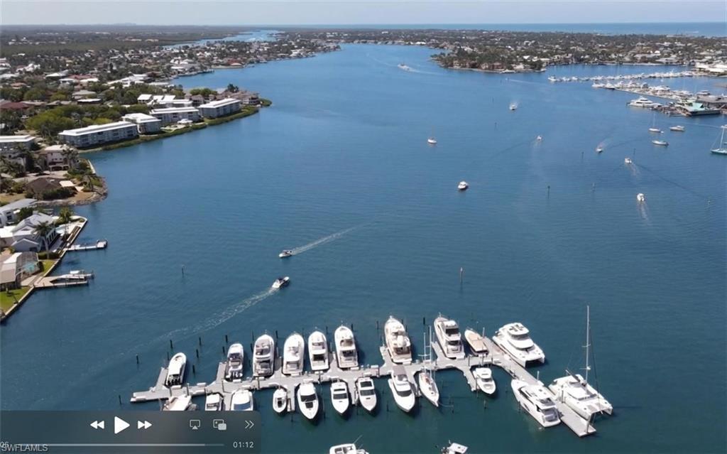 Image 3: Naples Bay, minutes from Curlew Canal Slip C-7