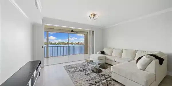 9700 Gulf Shore DR