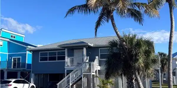 138 Gulf Island DR