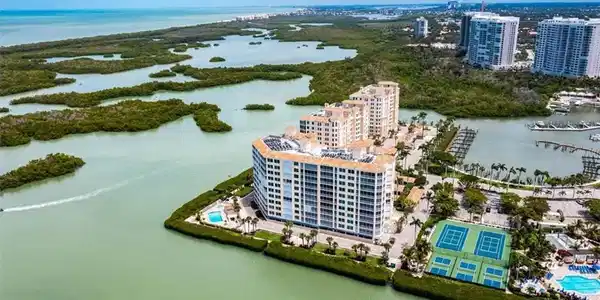 425 Dockside DR