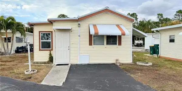16 Garnet DR