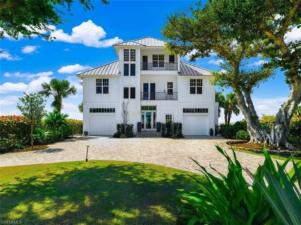 Image 2: Front of home with fabulous curb appeal