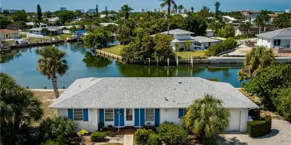 756 Apple CT