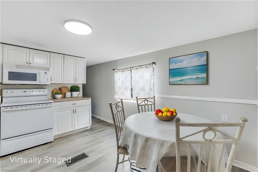 Image 4: Staged Kitchen