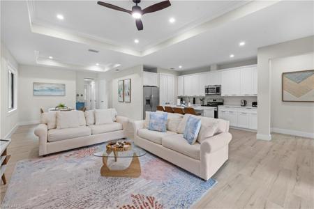 3012 Pine Tree DR